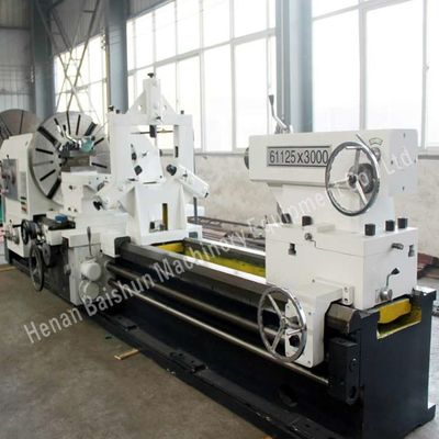 Schwere horizontale Drehmaschine zum Drehen von Metall