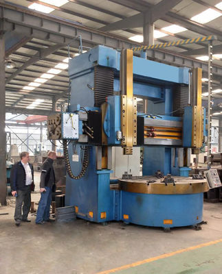 Maximale Belastung 10T Gusseisen Metall Schneidemaschine Durchmesser 2500MM Vier Chuck