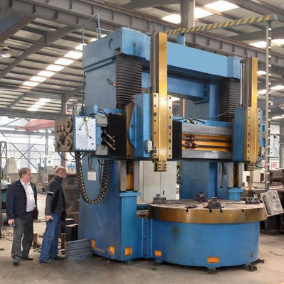 Hochgeschwindigkeits-konventionelle vertikale Drehmaschine 55/75KW Leistung
