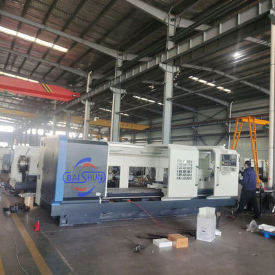 China Zweier Chuck zerrissen Schraube Schneiden CNC-Rohr-Drehmaschine Preis
