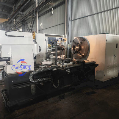 Ölrohrverarbeitung Drehmaschine Torno Großspindel Durchmesser QK1335 CNC-Rohr-Drehmaschine