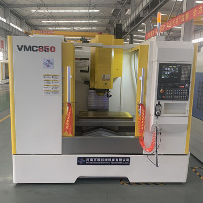 VMC850 CNC-Vertikalbearbeitungszentrum 800x500x600mm Reisen