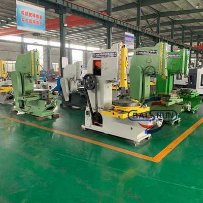 B5040 vertikale Schlittenmaschine 400 mm maximale Schlittenlänge PLC-Steuerung